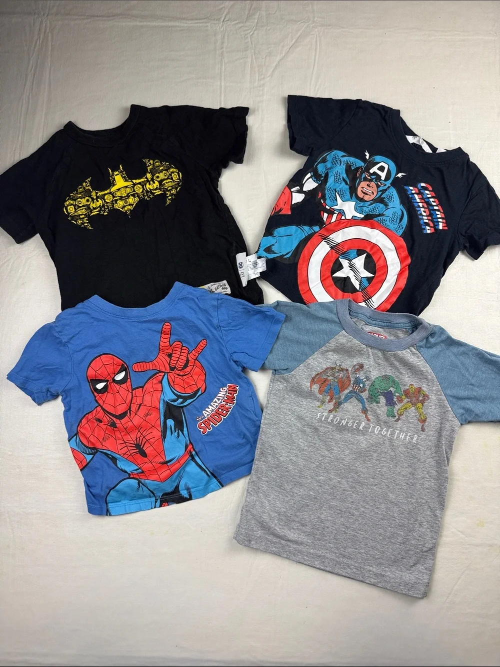 Boys Superhero T-shirt Bundle Gap Batman Grey Avengers Blue Spider-Man Size 2T